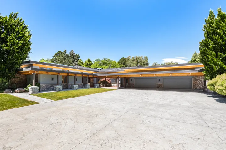 6288 S S Moffat Farm Ln, Murray, Utah 84121