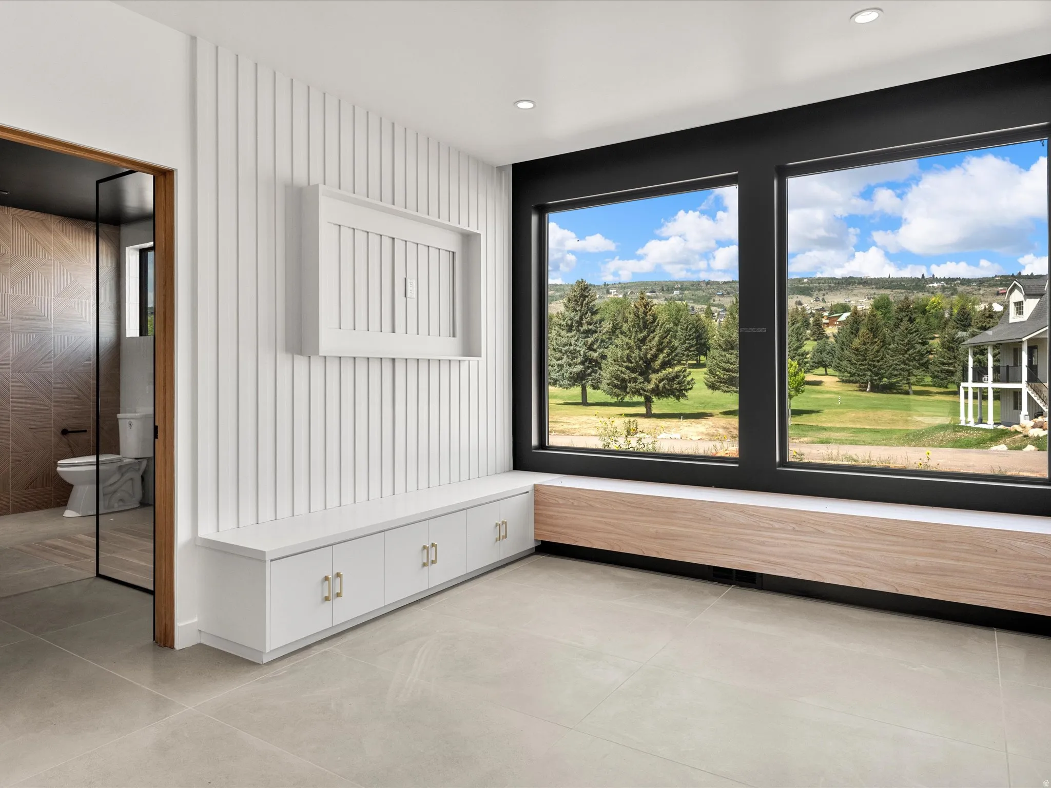 Main Level Master Suite