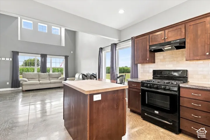 4880 N 2400 W, Benson, Utah 84335