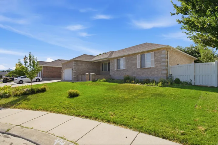 5371 W Fieldbury Cir, West Valley City, Utah 84120