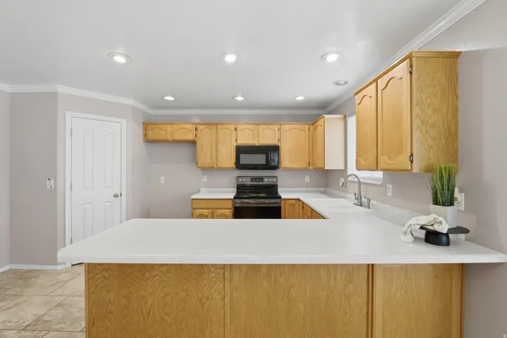 5371 W Fieldbury Cir, West Valley City, Utah 84120