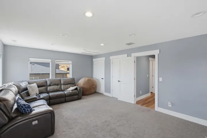 2417 E Patriot Dr, Eagle Mountain, Utah 84005