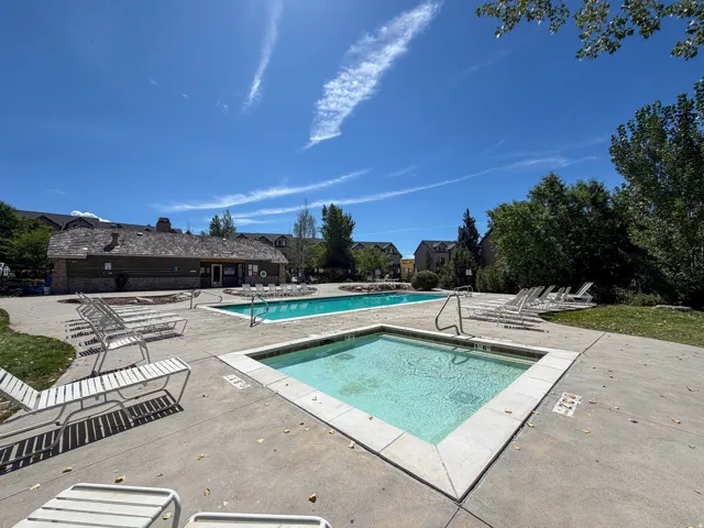 This condo has the best location in the complex right across from the HOA pool, spa, sauna, and clubhouse for easy access year round.