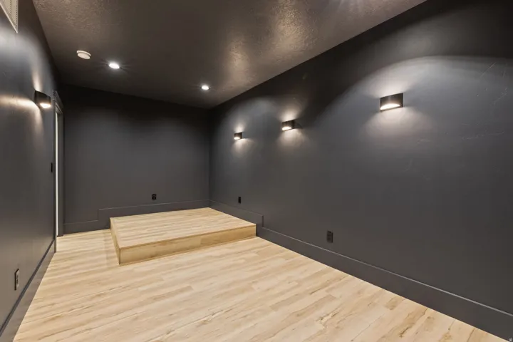 11524 S Silver Pond Dr, South Jordan, Utah 84009