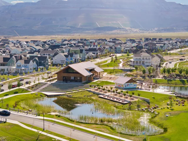 11524 S Silver Pond Dr, South Jordan, Utah 84009