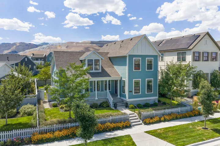 11524 S Silver Pond Dr, South Jordan, Utah 84009