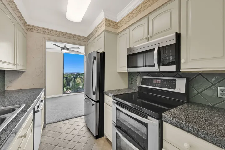 777 E South Temple #11h, Salt Lake City, Utah 84102