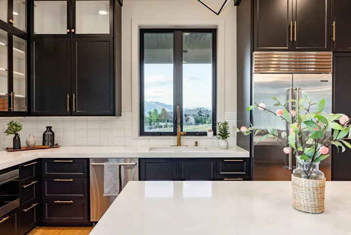 732 S Nebo Cir, Woodland Hills, Utah 84653