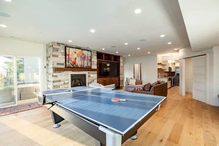 732 S Nebo Cir, Woodland Hills, Utah 84653
