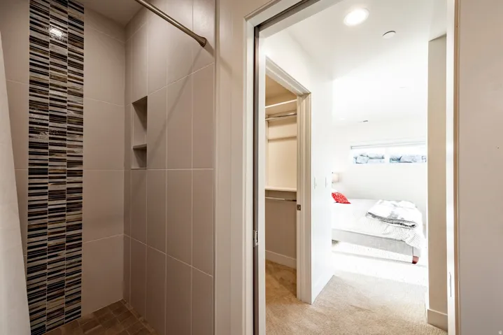 732 S Nebo Cir, Woodland Hills, Utah 84653