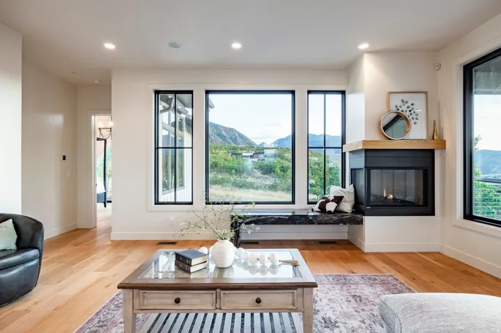 732 S Nebo Cir, Woodland Hills, Utah 84653