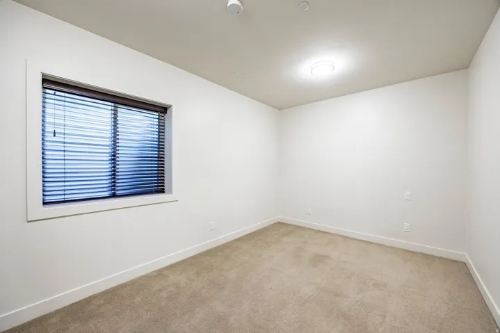 732 S Nebo Cir, Woodland Hills, Utah 84653