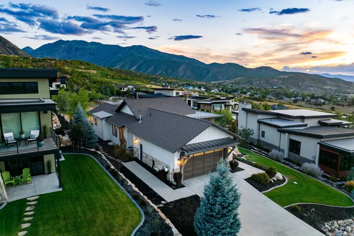 732 S Nebo Cir, Woodland Hills, Utah 84653