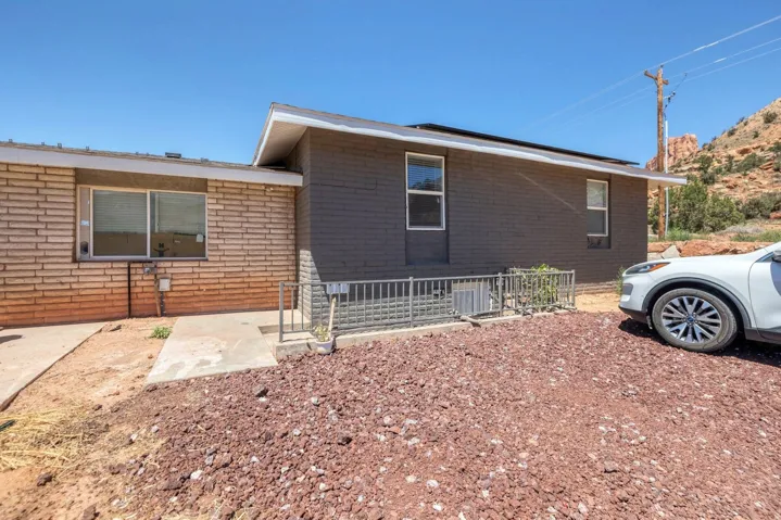 780 N Lauritzen, Hildale, Utah 84784