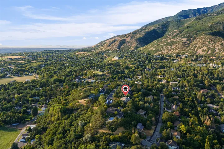 6082 Breeze Cir, Ogden, Utah 84403