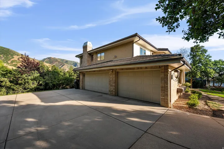 6082 Breeze Cir, Ogden, Utah 84403