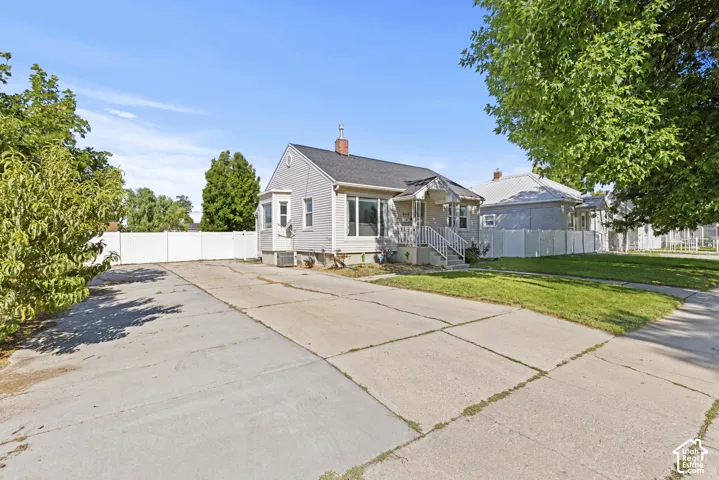 474 S Tremont St, Tremonton, Utah 84337