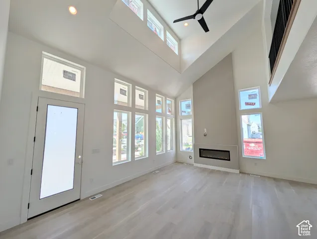 *Interior completed photos are from previously built home of the same floor plan for example purposes. Upgrades and finishes vary.*
