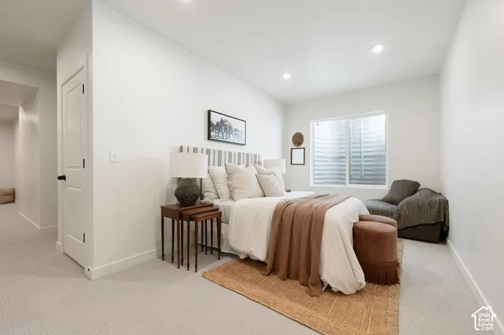 Living Space/ Office area/ Bedroom. Not an actual bedroom but that is how these owners use it.