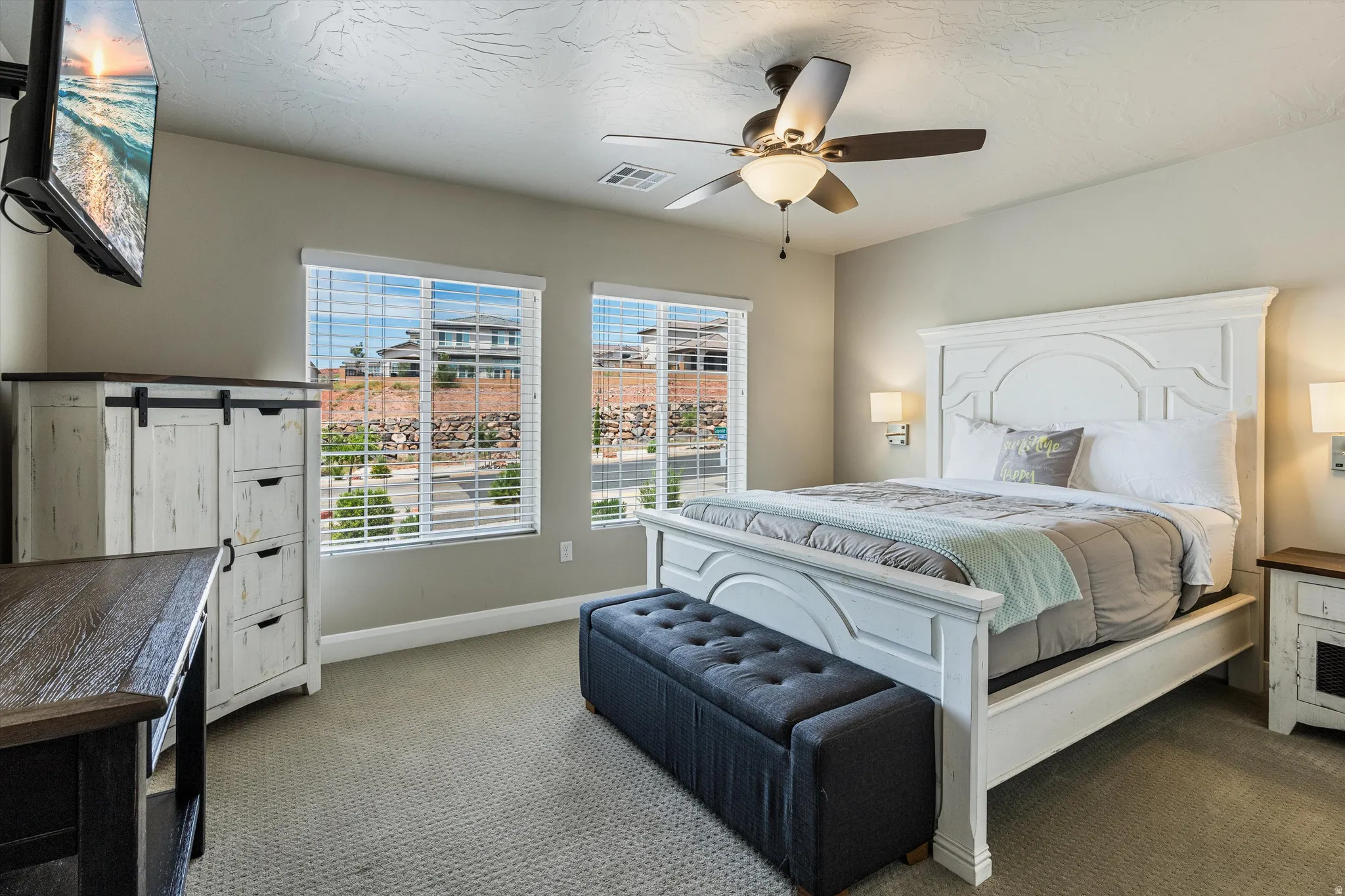 Neutral-toned wall finish
