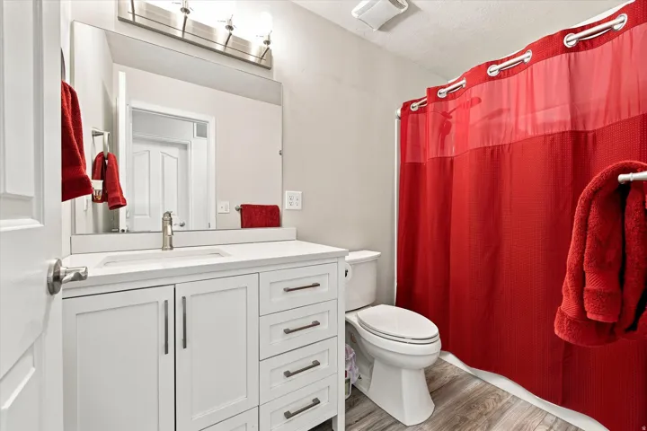Hall Bathroom 2nd Floor