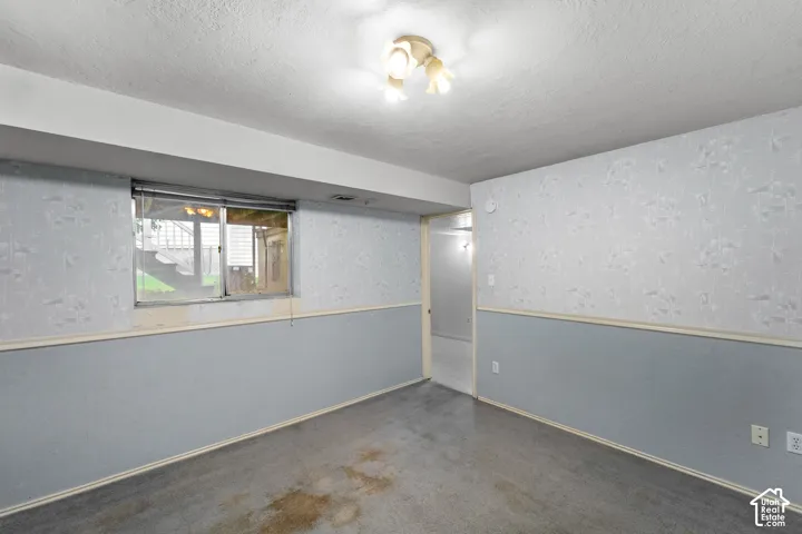 1198 W Norwalk Rd, Taylorsville, Utah 84123