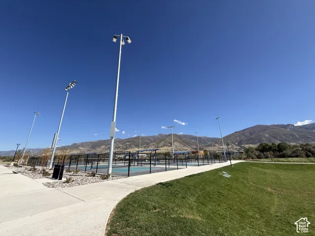 North Cottonwood Commons Park just steps away with pickleball courts