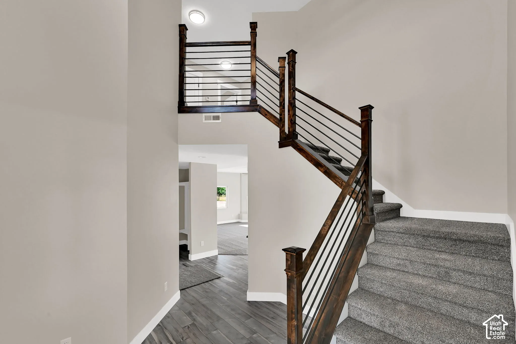 Grand entry is open and inviting.