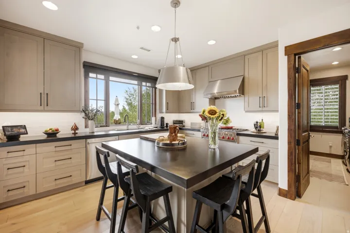 3300 Tatanka Trl, Park City, Utah 84098