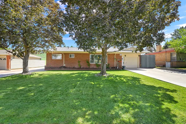 3876 S 2050 W, Roy, Utah 84067
