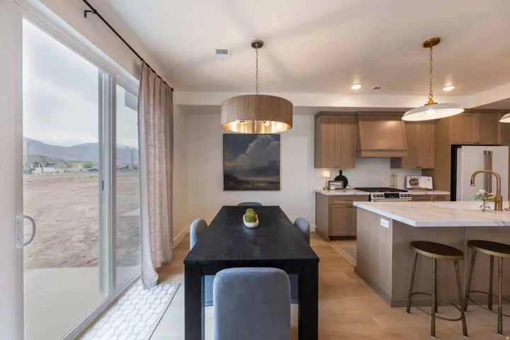 This photo is from another house in the same community. Colors and Selections will vary on actual home.