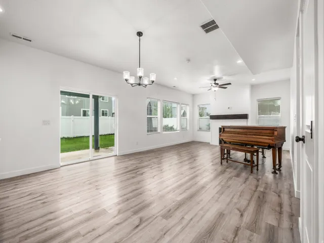244 N 200 E, Salem, Utah 84653