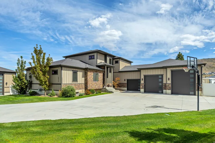 6833 W Rose Canyon Rd, Herriman, Utah 84096