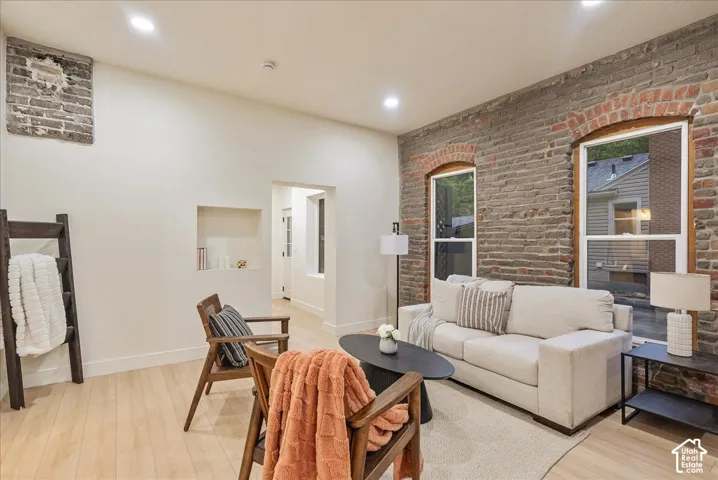 345 Hollywood Ave, Salt Lake City, Utah 84115