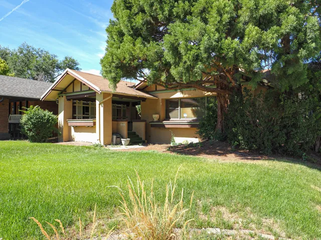 2466 S Highland Dr, Salt Lake City, Utah 84106