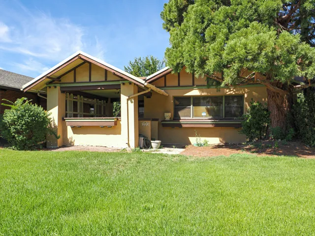 2466 S Highland Dr, Salt Lake City, Utah 84106