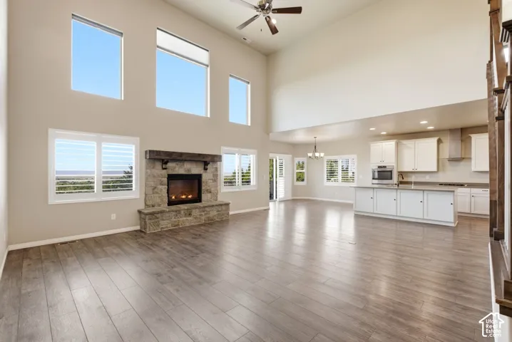 1633 N 400 W, Farmington, Utah 84025