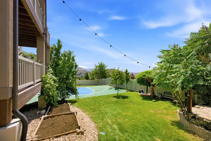 1633 N 400 W, Farmington, Utah 84025