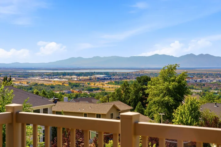 1633 N 400 W, Farmington, Utah 84025
