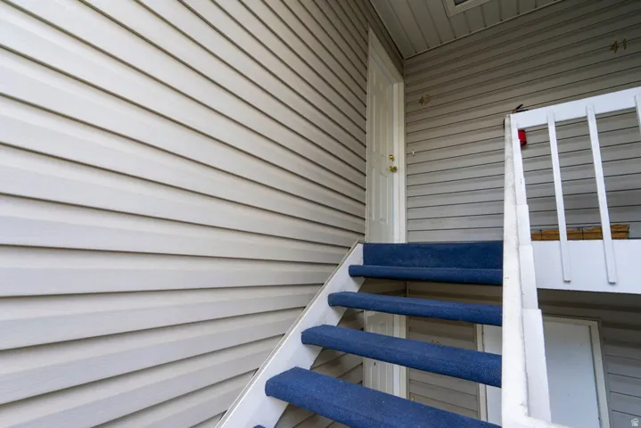 Exterior siding with horizontal panels