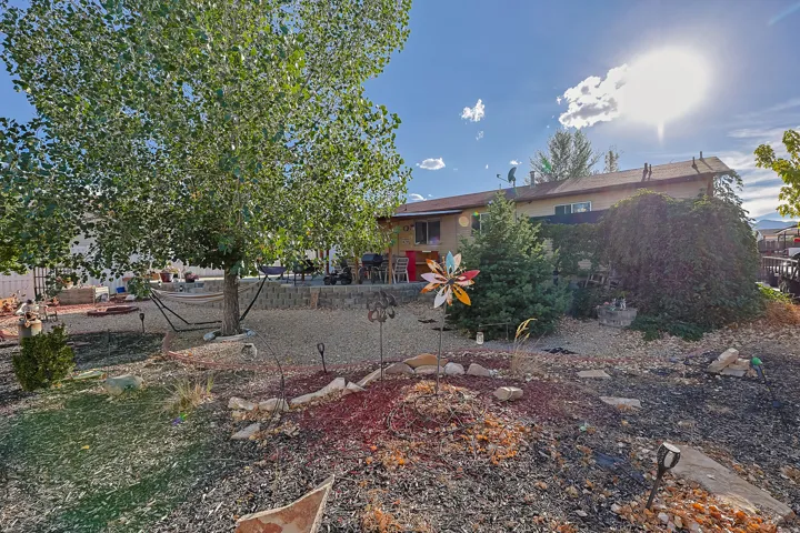 8557 S Mcintyre Way, West Jordan, Utah 84081