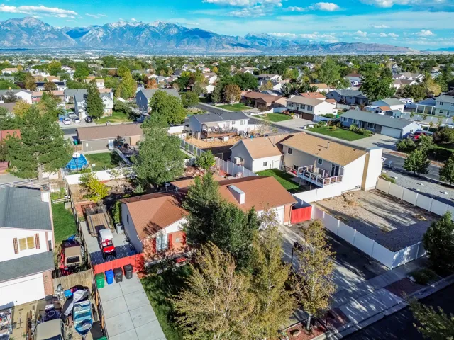 8557 S Mcintyre Way, West Jordan, Utah 84081