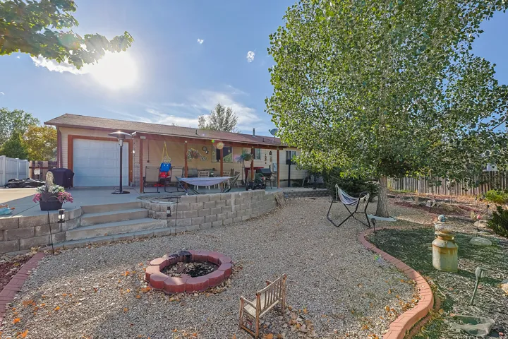 8557 S Mcintyre Way, West Jordan, Utah 84081