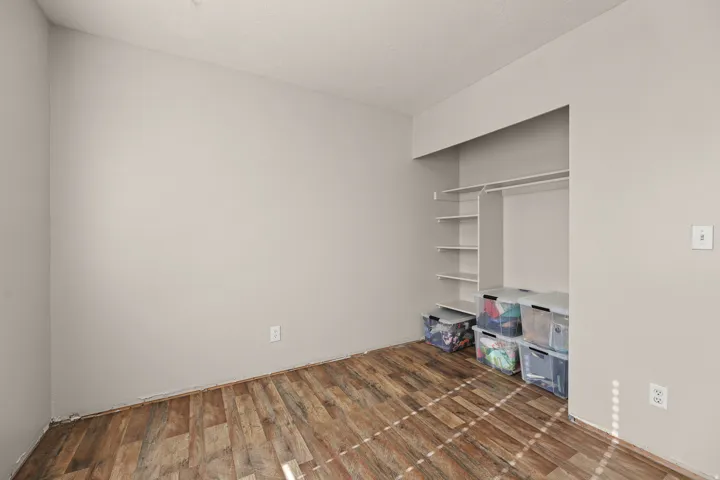 8557 S Mcintyre Way, West Jordan, Utah 84081