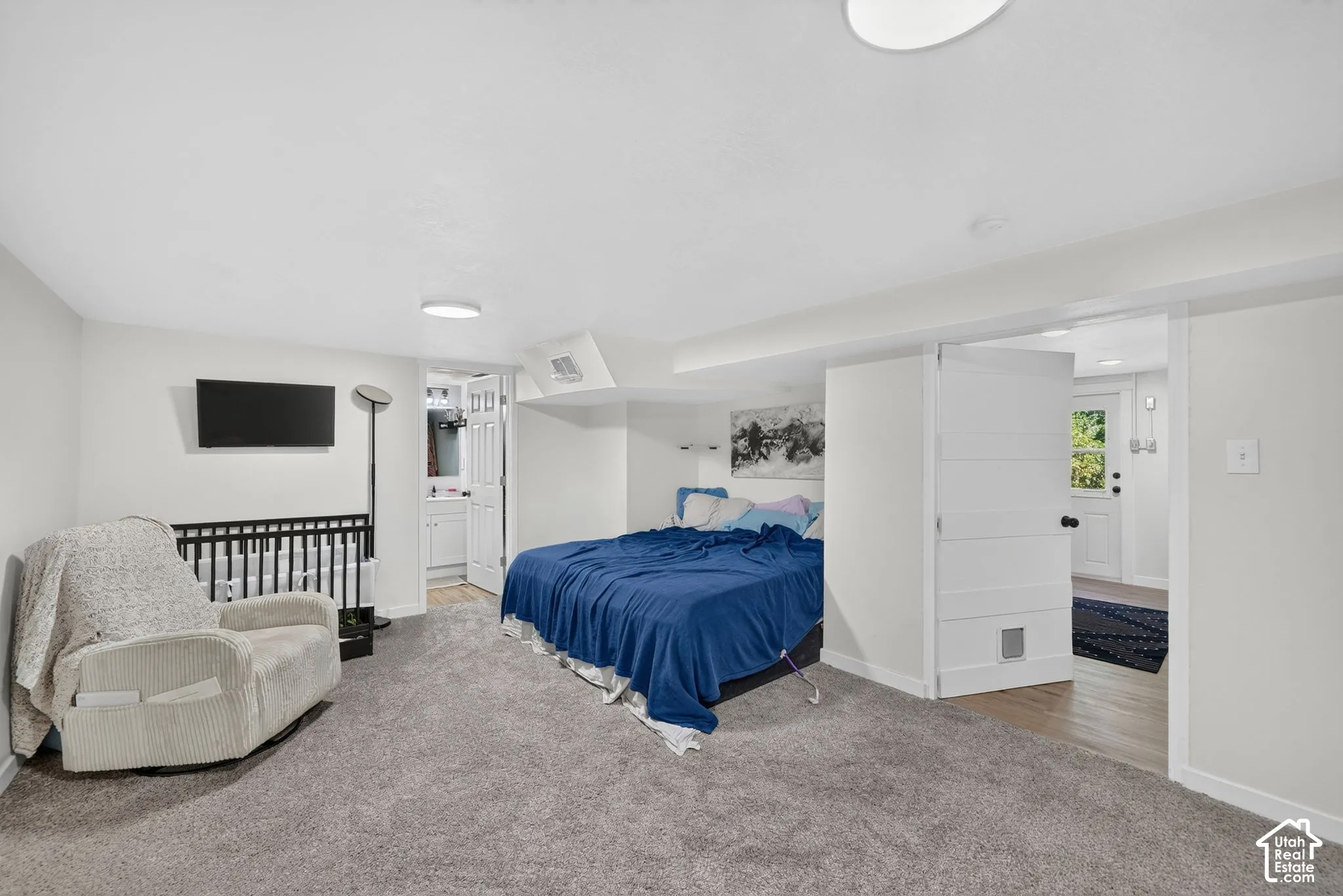 Primary suite.