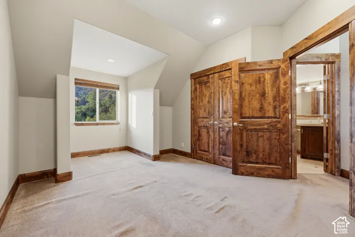 upper floor bedroom and adjacent bathroom with north west view