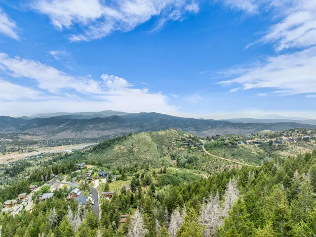 395 Matterhorn Dr, Park City, Utah 84098