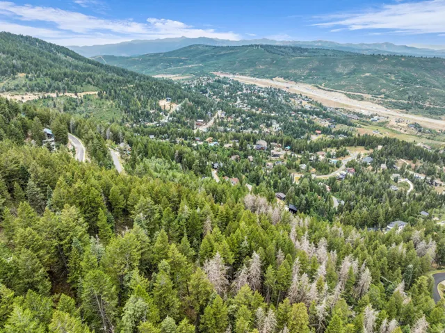 395 Matterhorn Dr, Park City, Utah 84098