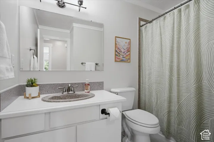 1277 E Jeff St, Layton, Utah 84040