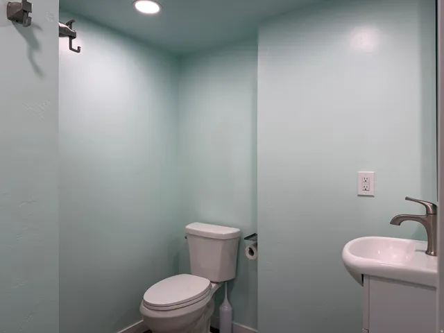 1277 E Jeff St, Layton, Utah 84040